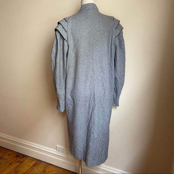 VINTAGE | Long woollen coat with shoulder and sleeve details | Size 14 - Picture 3 of 16